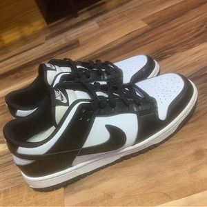 Nike Panda Dunks